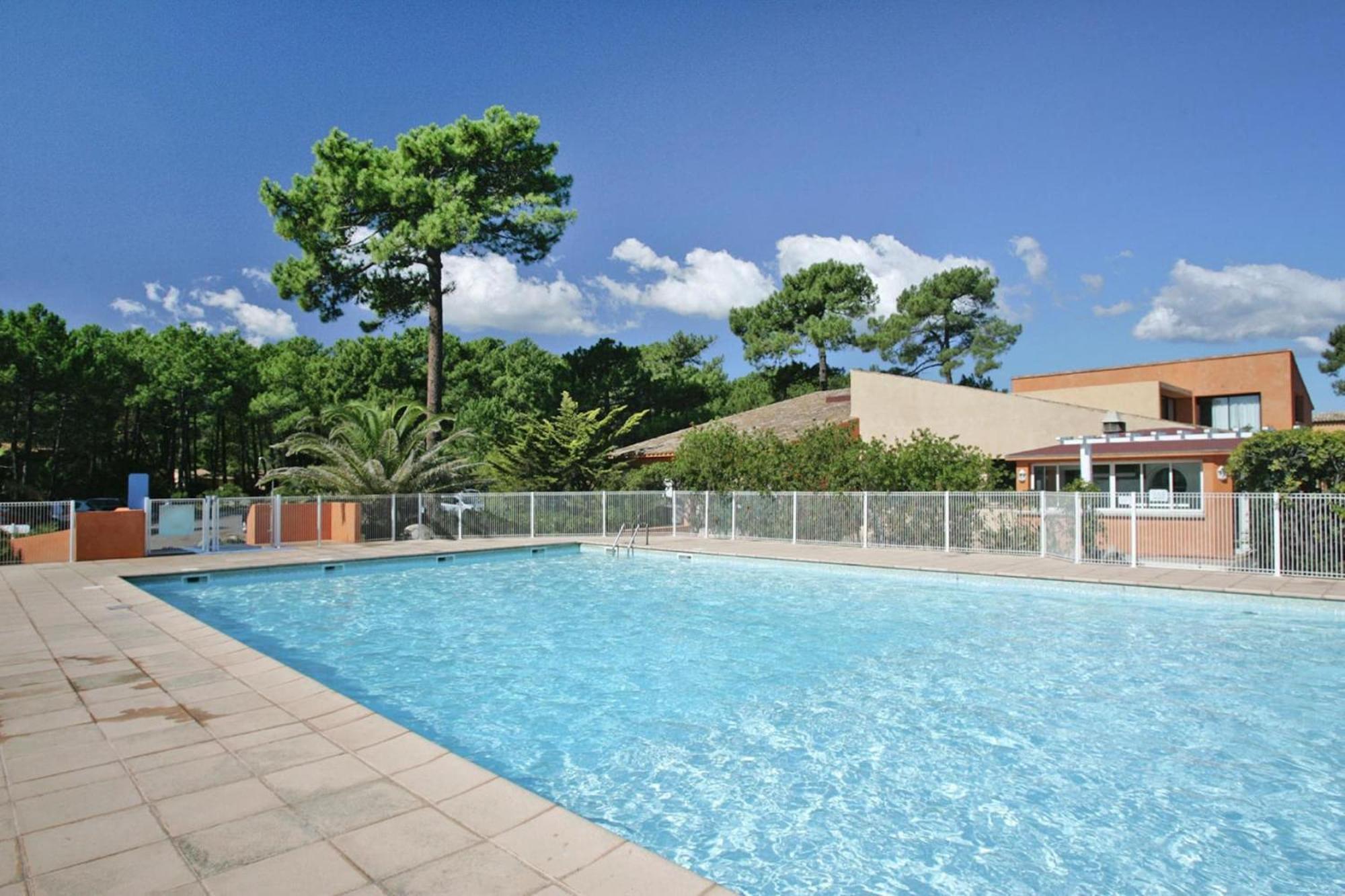 Lovely Apartment In Borgo With Shared Pool Extérieur photo